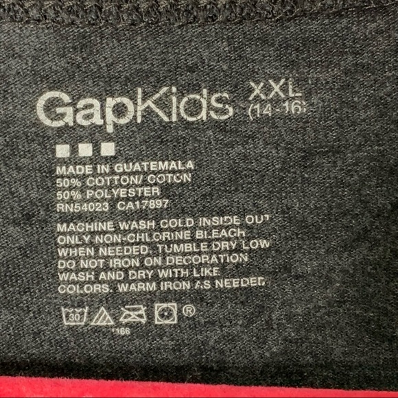 Gap Kids E.T. Extra Terrestrial Graphic T-Shirt - Picture 11 of 11